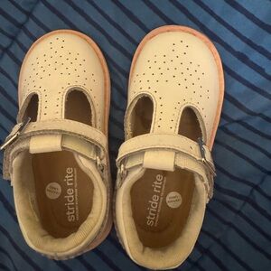 Stride rite shoes for girls size 6 .5